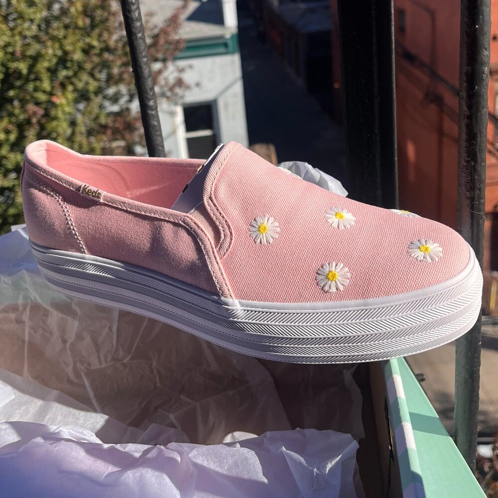 Keds x Magnolia Bakery Daisy Pink Platform Slip-on Size 9